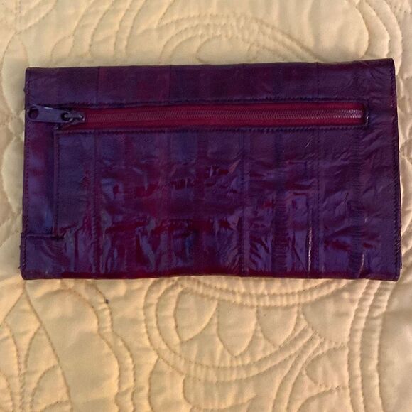 Eel Skin Shoulder Bag and Wallet, Burgundy. - Picture 10 of 15